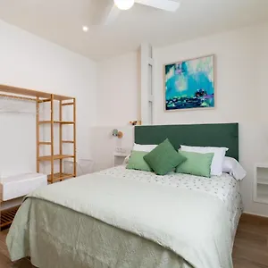 https://apartamentos-cervantes-17.es-andalucia.com