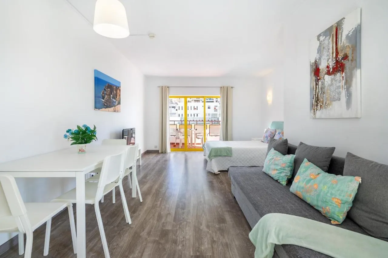 Rocha Beachside Studio By Encantos Do Algarve - 326 contacts